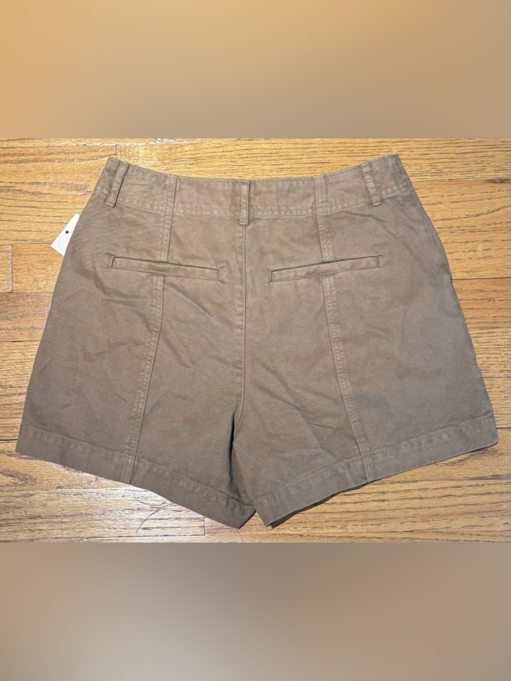 Universal Thread High Rise Khaki Shorts Size 4 Brown NWT - Picture 4 of 5